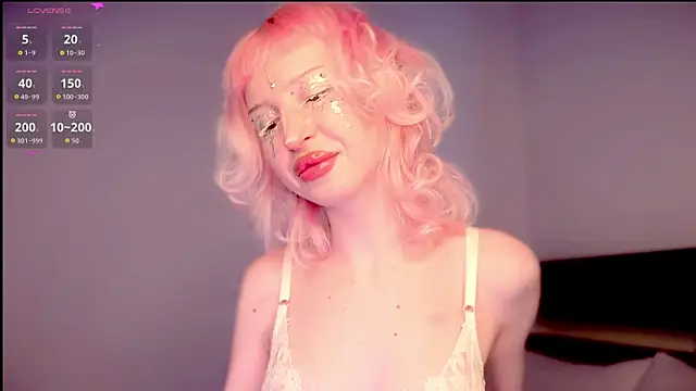 LinaEvans online show from February 3, 6:01 pm