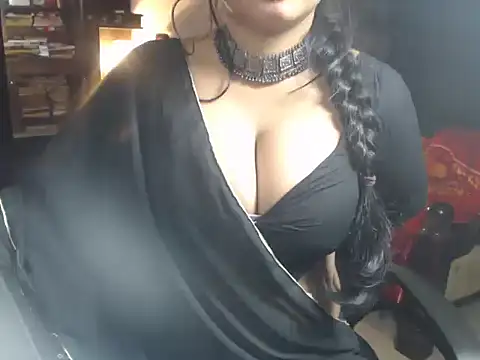 Devil Erin online show from August 1, 9:28 pm