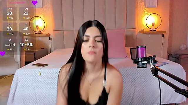 Amy-Saenz online show from September 19, 3:22 pm