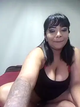 indianstormxo  online show from July 5, 9:09 pm