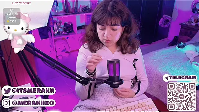 meraki fraise online show from April 30, 8:57 pm