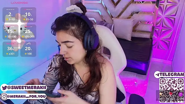 meraki fraise online show from March 6, 3:23 am