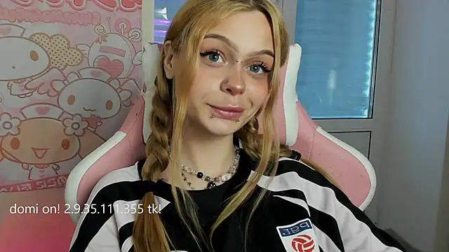 shy melony online show from April 28, 6:17 am
