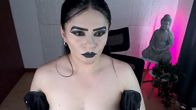 GODDESS EVANS online show from October 10, 4:45 pm