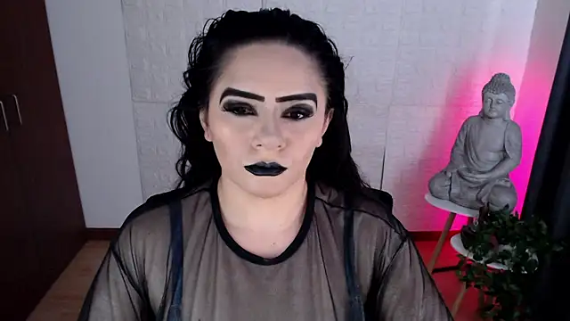 GODDESS EVANS online show from October 3, 3:17 pm