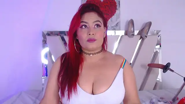 Amara Red online show from May 29, 11:30 am