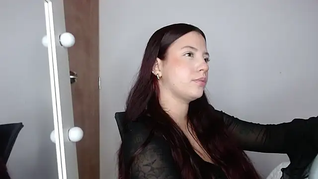 melody  bleir online show from April 29, 2:37 am