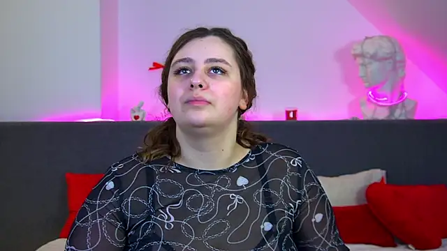 MaryMurray online show from February 22, 6:42 pm