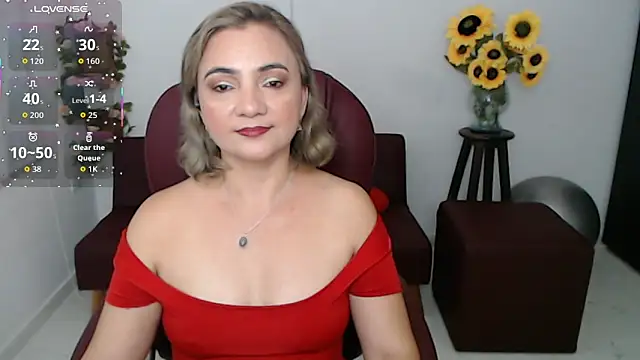 Ghada milf online show from April 28, 10:13 pm