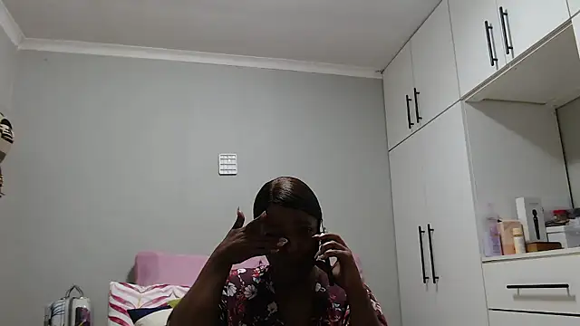 Amberbela online show from May 2, 3:48 pm