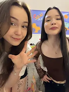 Peachy Dream online show from July 23, 2:25 pm