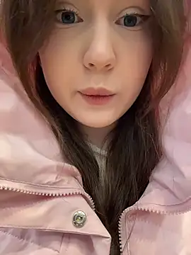 Peachy Dream online show from January 9, 1:37 pm