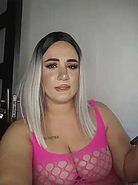 AdelinaJude online show from September 17, 1:31 pm