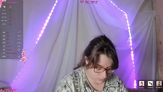 Seductive She Wolf online show from June 25, 3:46 pm