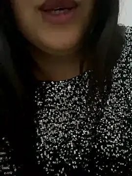 Snapshot of yassminsexy22 chatting on September 13, 9:01 pm yassminsexy22 online show from September 13, 9:01 pm