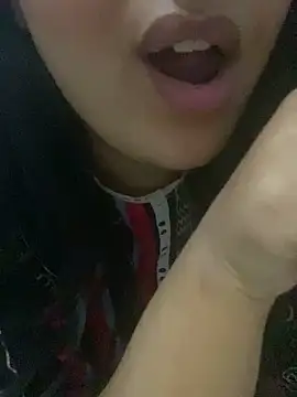 Snapshot of yassminsexy22 chatting on September 26, 6:27 pm yassminsexy22 online show from September 26, 6:27 pm
