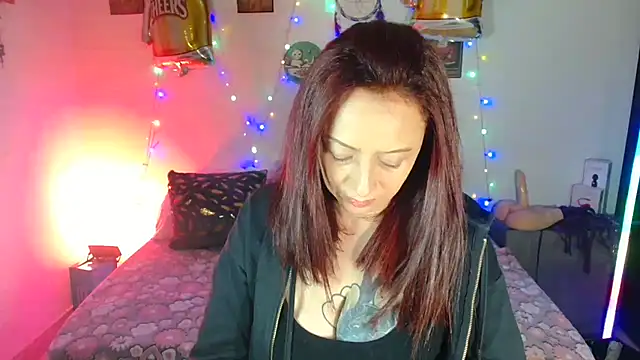 catalinamommyx online show from October 10, 9:03 am