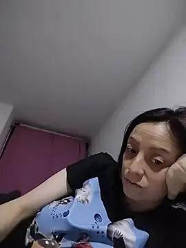 catalinamommyx online show from July 9, 12:02 am
