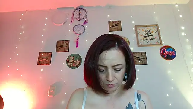 catalinamommyx online show from July 27, 1:24 am