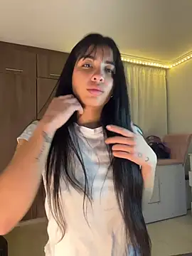 lina pink online show from February 21, 6:36 am