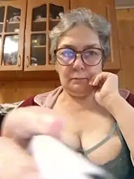 IrinaSweet54 online show from October 8, 9:35 am