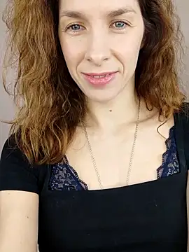 YourSuperModel online show from January 15, 9:15 am