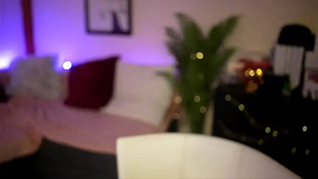 Bellis Perenis online show from September 14, 6:50 pm