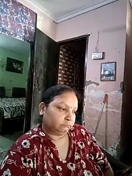 Kavya kapoor online show from May 3, 4:27 am