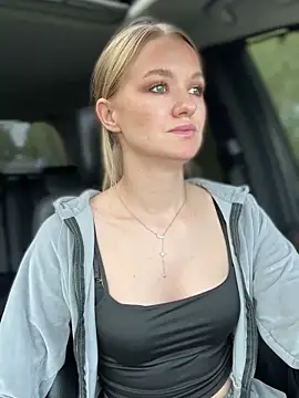 Snapshot of Devill_Angel_ chatting on September 22, 11:30 am Devill Angel online show from September 22, 11:30 am