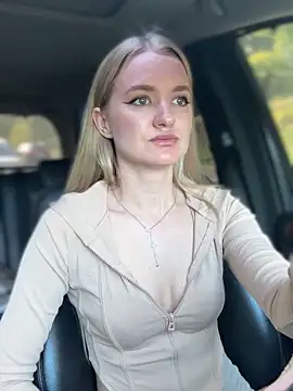 Snapshot of Devill_Angel_ chatting on September 27, 11:50 am Devill Angel online show from September 27, 11:50 am