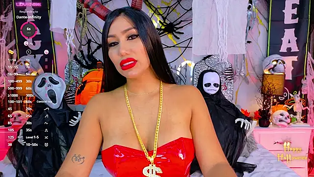 EmilyLeah  online show from October 21, 6:01 pm