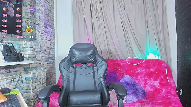 kitty queen10 online show from March 7, 5:25 am