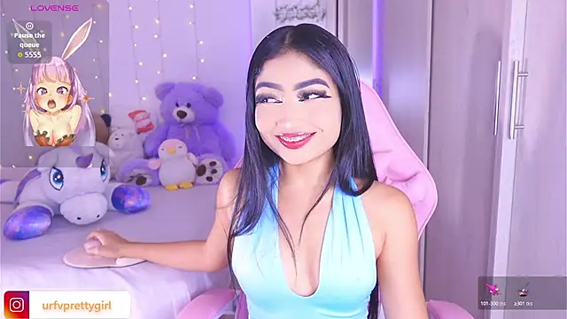 urfavprettygirl online show from July 8, 8:27 am