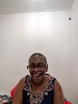 mamakarma1403 online show from May 9, 1:07 am