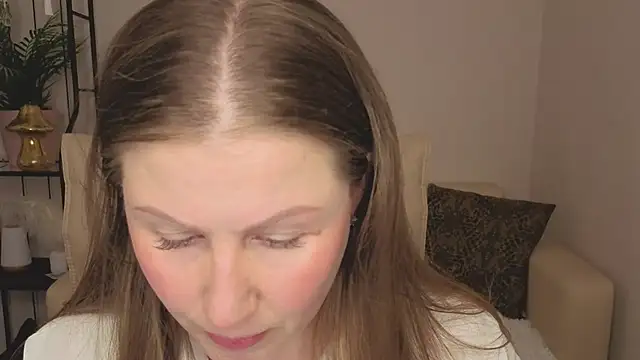 Helens love online show from June 18, 3:30 am