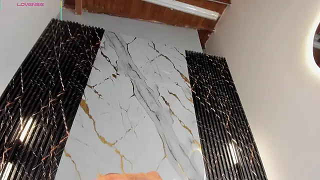 ebony hot1 online show from February 14, 1:24 pm