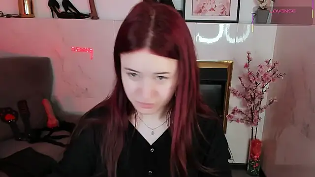 Lily Moonlight online show from June 28, 2:56 pm