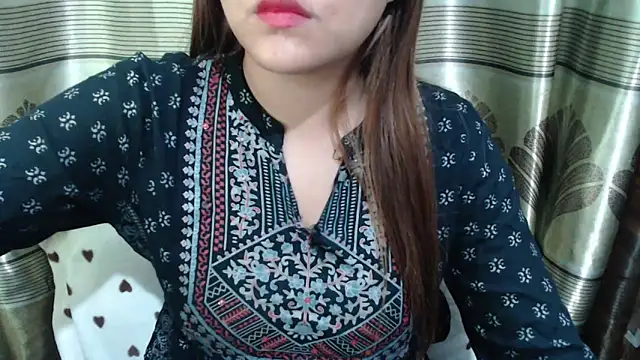 queen angelina online show from March 12, 1:08 am