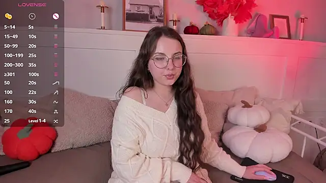 Snapshot of Alice_dreammer chatting on September 26, 10:29 pm Alice dreammer online show from September 26, 10:29 pm