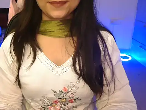 Ginnyforu online show from August 3, 4:49 am