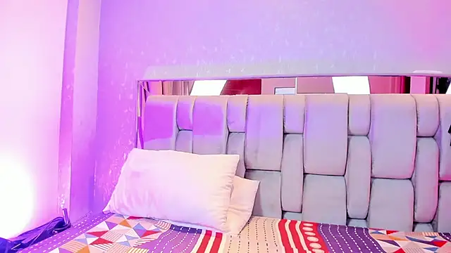 RoseTaylor   online show from March 10, 5:11 am