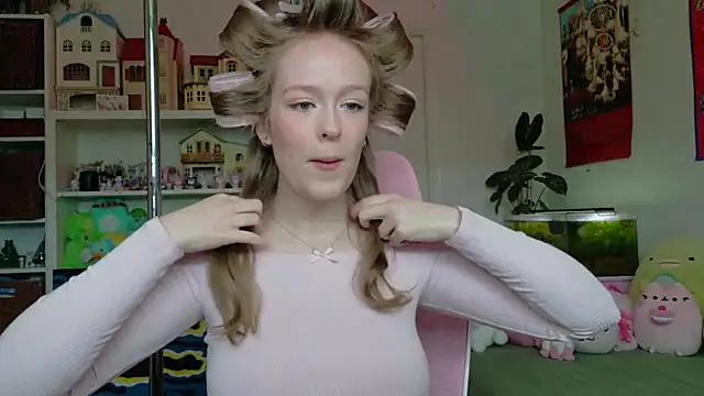 Daisy Dollxo online show from April 30, 6:57 pm