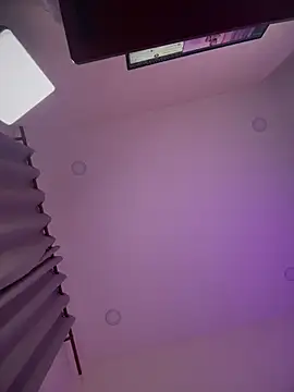 -Sexy Barbie- online show from August 1, 3:30 am
