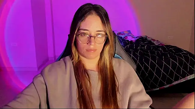 atenas 05  online show from November 11, 10:12 am