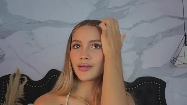 Carohorny4u online show from April 29, 10:48 pm