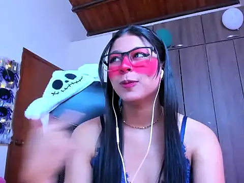 Snapshot of _ALLYSON18_ chatting on October 16, 12:52 pm ALLYSON18 online show from October 16, 12:52 pm