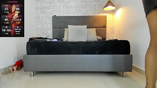 missnatash online show from July 8, 1:46 pm