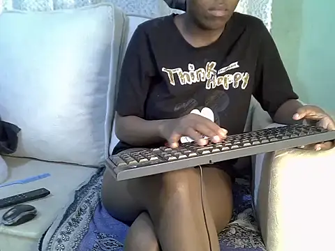 Caryyyl online show from February 3, 5:49 am