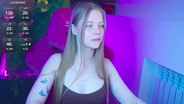CuteMousee online show from July 5, 9:59 am