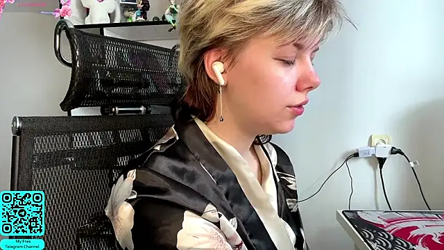 EngelAlman online show from March 7, 7:15 am